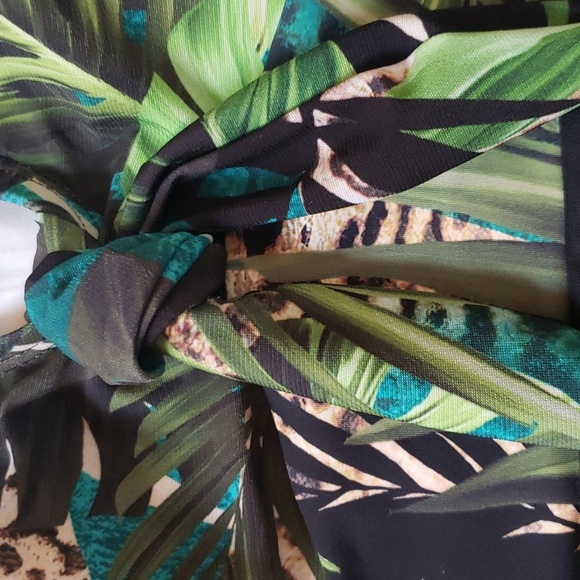 Beyond Control NWT, size 12, leopard multi one piece swimsuit - Picture 4 of 5